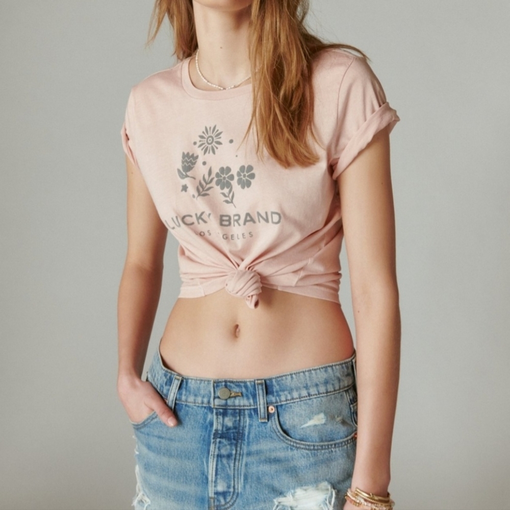 NWT Lucky Brand Womens Medium Rosy Pink Logo T-shirt